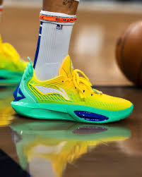 stevenng's tweet photo. Chinese shoe brands have come a long way since I wore my first pair of Li-Ning B-Diddy Dooms on the court over 15 years ago. Now they’re taking reigns in NBA signings while Nike and Adidas are missing out.

1. Steph Curry - Li-Ning
2. Jimmy Butler - Li-Ning
3. CJ McCollum - Li-Ning
4. Fred VanVleet - Li-Ning
5. D’Angelo Russell - Li-Ning
6. Dwayne Wade - Li-Ning
7. Nikola Jokic - 361
8. Aaron Gordon - 361
9. Kyrie Irving - Anta
10. Klay Thompson - Anta
11. Austin Reeves - Rigorer 
12. Brandin Podziemski - Rigorer
13. Andrew Wiggins - Peak
14. Malik Monk - Peak