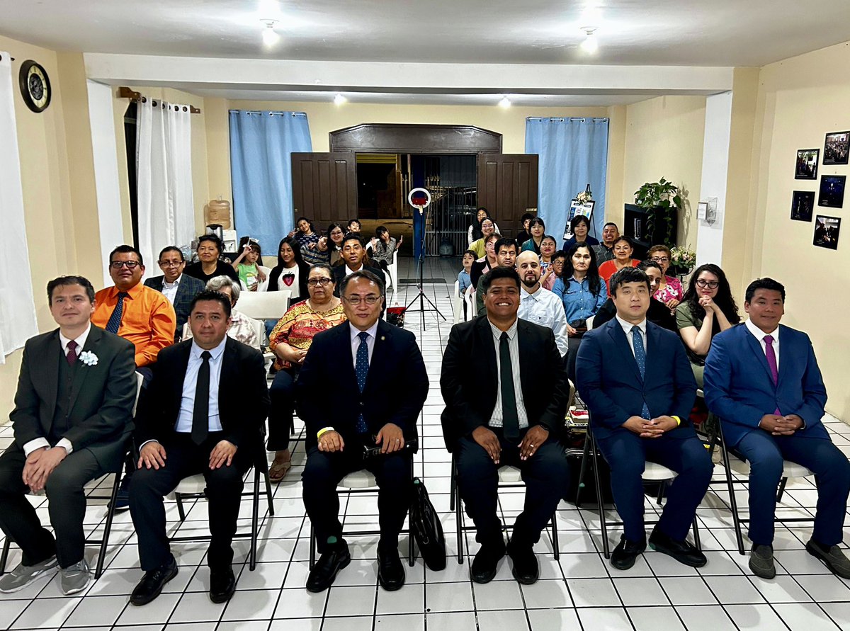 Pablo_Shin's tweet photo. El 17 de junio participé en la Reinauguración de Iglesia Buenas Nuevas Tijuana.

Prediqué Hechos 1:6: El evangelio es la semilla que Dios puso en nosotros. Donde está la semilla, está Su obra y Sus milagros.

¡Oro que este lugar sea luz y esperanza para Tijuana! https://t.co/eH5Z3ax60m