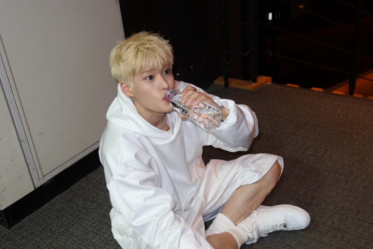 Ttorriiz's tweet photo. 라이즈 인스타 #소희 🧡 

대기중 https://t.co/eNxj0noo3L