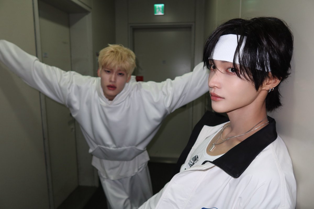 wbsh55's tweet photo. 정신이 너무 혼미하고 그렇슺니다 예 https://t.co/9Pp4CmJ3n9