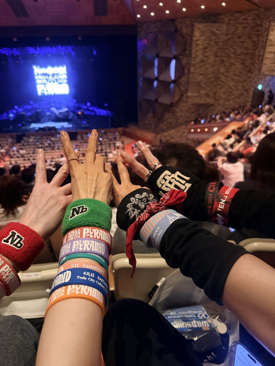 dB_ricchan's tweet photo. PYRAMID 岡山！！…一般先着で勝ち取った2階最後列！マジでガチ勢ばっかで馬鹿楽しかった🤣初日戸田ぶりの最後列が爆上がり🤟🏻まさかこんなFFさんと並べるとは…👾の♾️🙌🏻が一列綺麗に揃ってたの感動🤩

フラスタと楽屋花も出させてもらいました。色々勉強になる！！！みんなありがとう🫶🏻多謝♡ https://t.co/iZrn9J8oB3