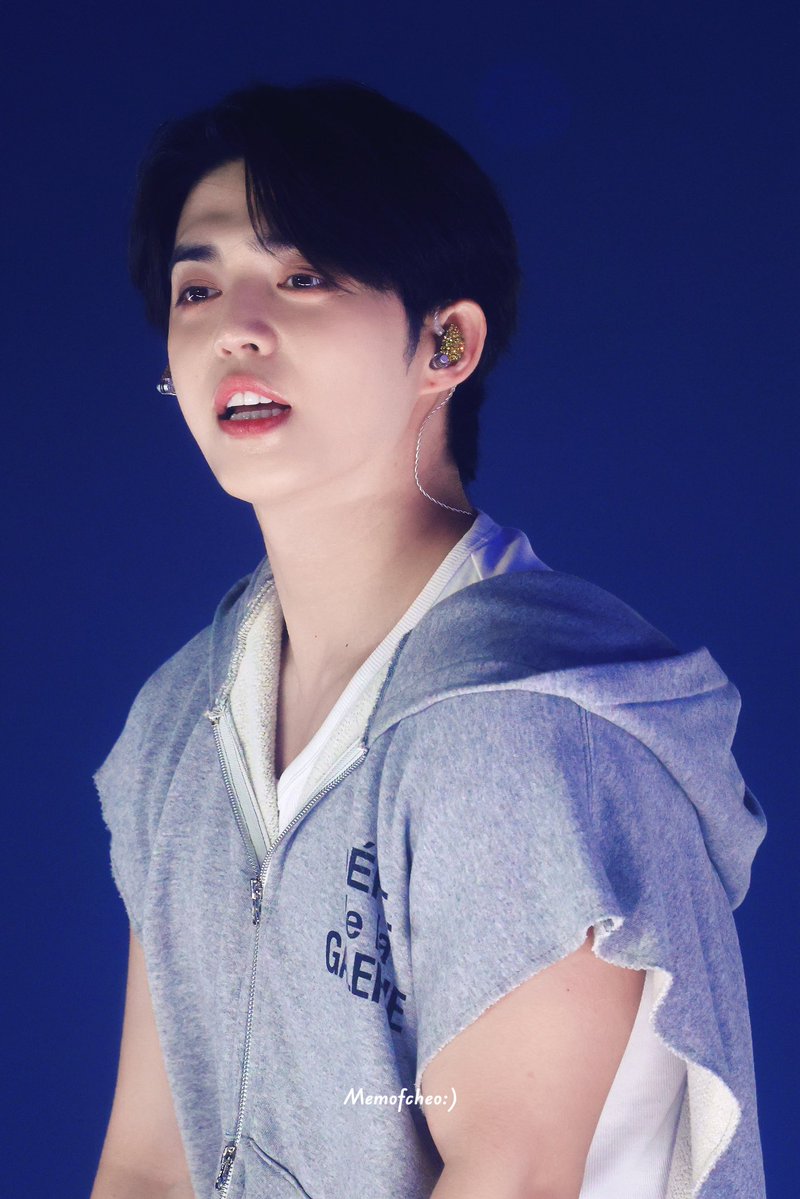 Memofcheol's tweet photo. 260621 10TH CARATLAND 

#SCOUPS #에스쿱스 #エスクプス 
#승철 #최승철 
#세븐틴 #SEVENTEEN
#CARATLAND https://t.co/mOxDmgJt7R