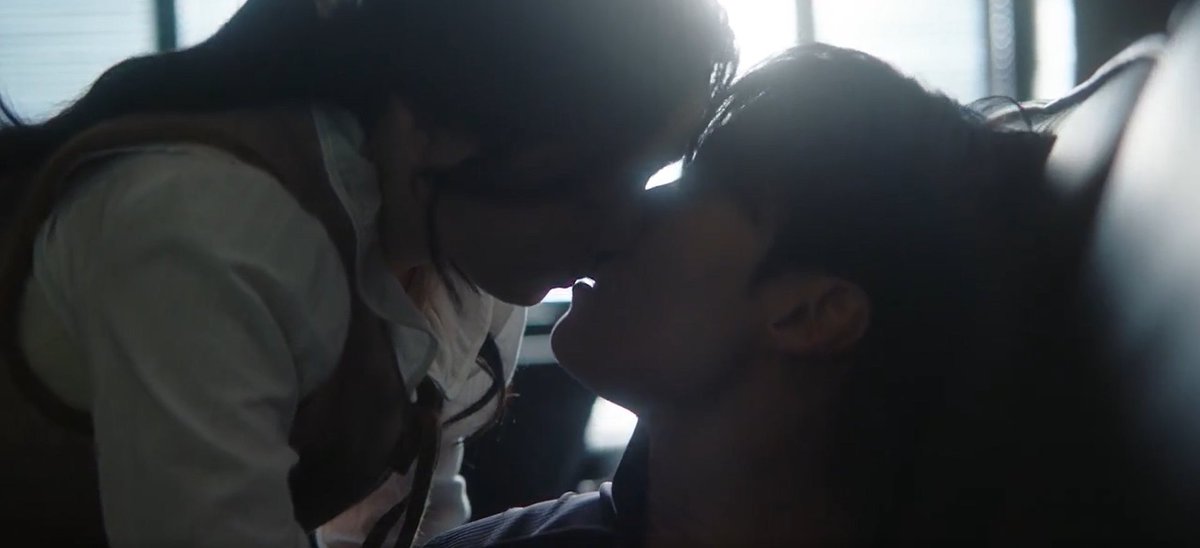 harrywithdreams's tweet photo. #MyRoyalNemesis takes you on a nostalgic ride back to the golden pre2015 Kdrama era. Love how romance was written without compromising leads individual personalities. Even in love, the leads remain fiery and headstrong,keeping the banter alive and the tension deliciously intense+ https://t.co/bMjsG8jCn0