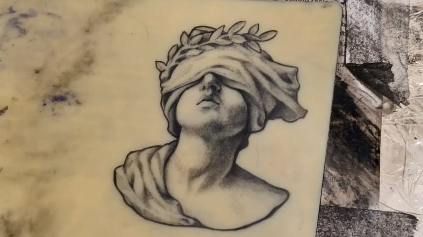 PaulaGGou's tweet photo. #tattoopractice https://t.co/O0i3jdPjDq