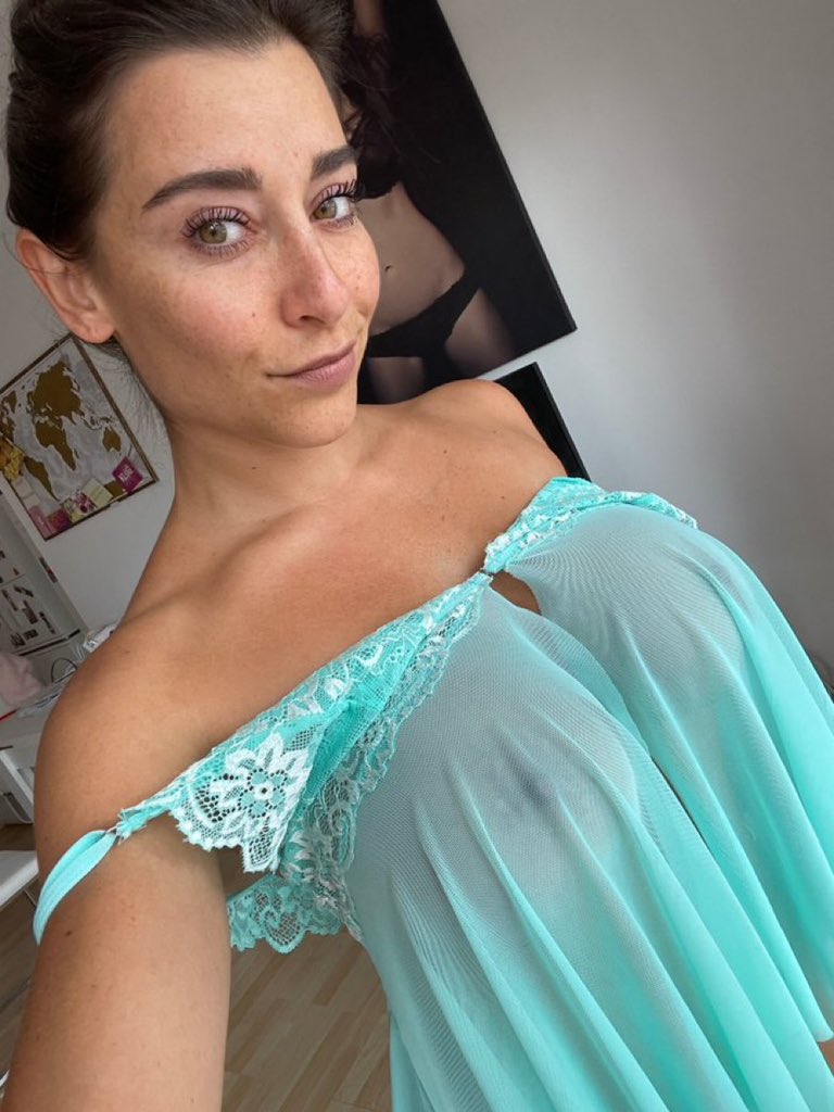 Annabel Elsa tweet media