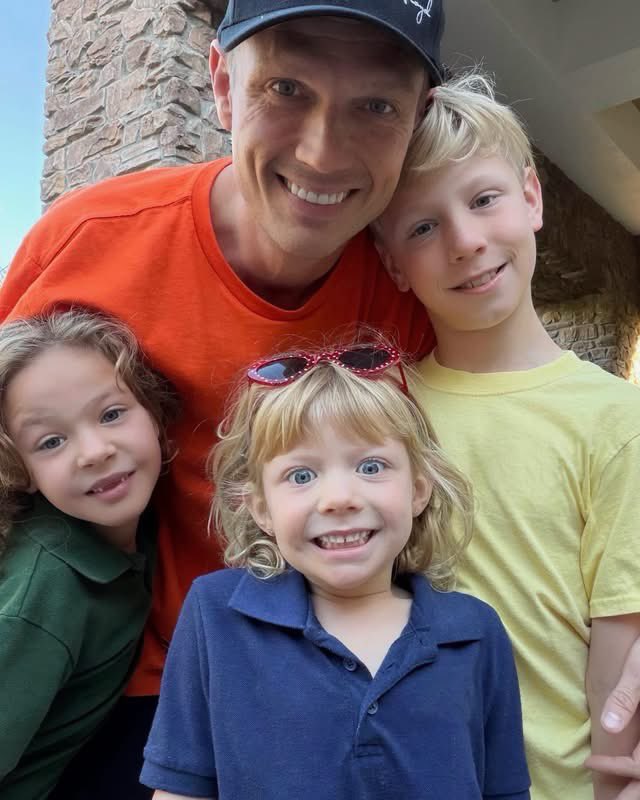 Bonita84Flo's tweet photo. Happy Father’s Day @nickcarter 🥰 Enjoy your day w/ your kiddos. R https://t.co/nG1ZnEW8dB