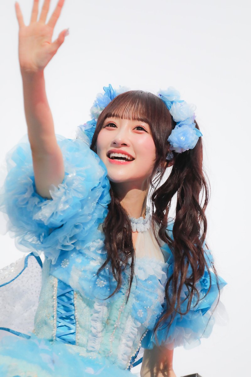 TakTak_M's tweet photo. 2026/06/21
＝LOVE STADIUM LIVE「Beyond "KYUN"♡」2日目

#音嶋莉沙 ちゃん

高いところから懸命に手を振る姫キュンでした🥰️

#イコラブ_カメコ https://t.co/zDWRxMNAW0