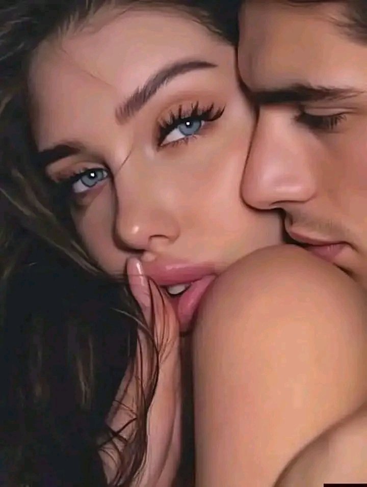 raqutun57164's tweet photo. مستبدةٌ أنتِ ....
مجنونٌ أنا ....
اقراؤكِ بشفاهي 👩‍❤️‍💋‍👨
وتقرئيني بعينيكِ 🥰 
والنص يقرأ نفسه ....
بين السطر والسطر .....
انتِ القصيدة ..
وانا معانيكِ 💞😍 https://t.co/yBZgIfteUv