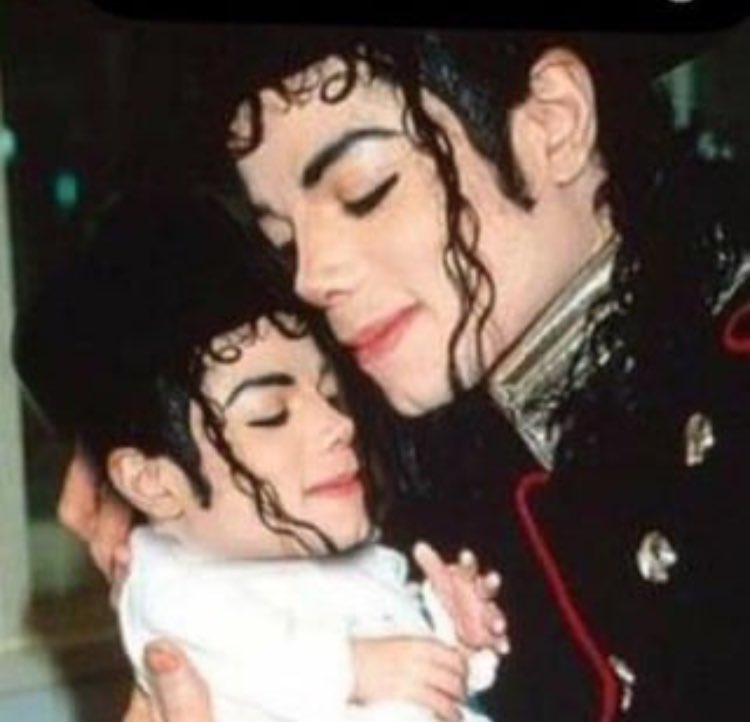 umbigo do michael jackson tweet media