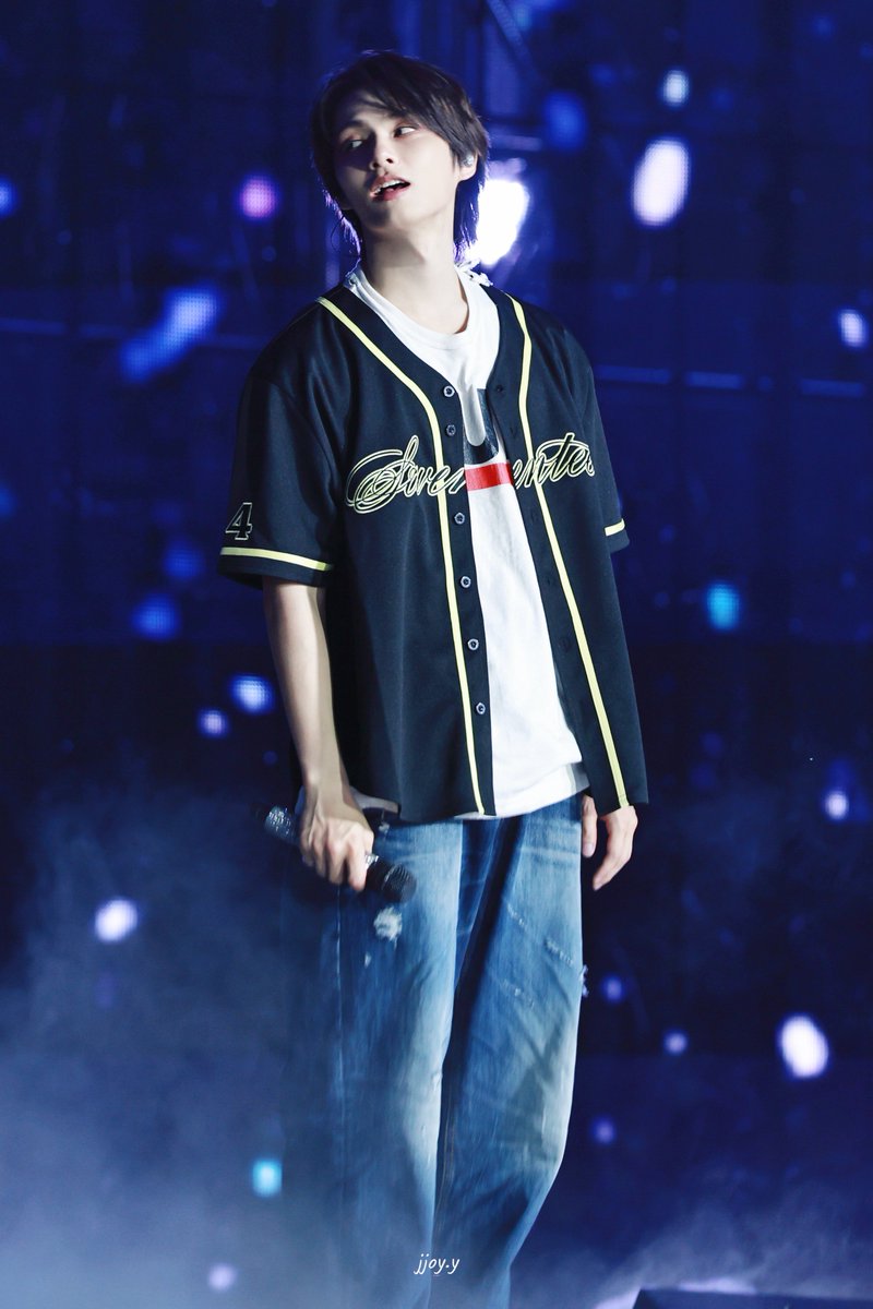 find_ur_joy's tweet photo. 260621 Carat Land Day2

04 JUN

#JUN #준 #文俊辉 #문준휘 #ジュン 
#SEVENTEEN #세븐틴 https://t.co/QXOOq48h7t