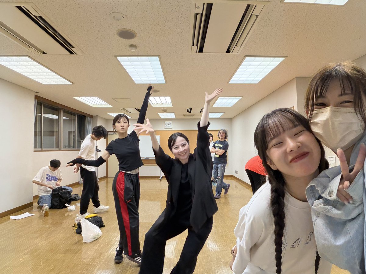 uuki_nacci36's tweet photo. あれやこれや起きておもろい日々。

セリフ飛んだ主演にあみちゃんが「ーってことですよね！」って役で繋げてくれたこと。のすけが「あー、俺だ、なんだえっと」って続けたのがただの池田だったこと。まっきーさんが代役で私のドンピシャ出してくれはったこと。etc、、、
#カミ無い #RElikE https://t.co/xhsuwsgKyi