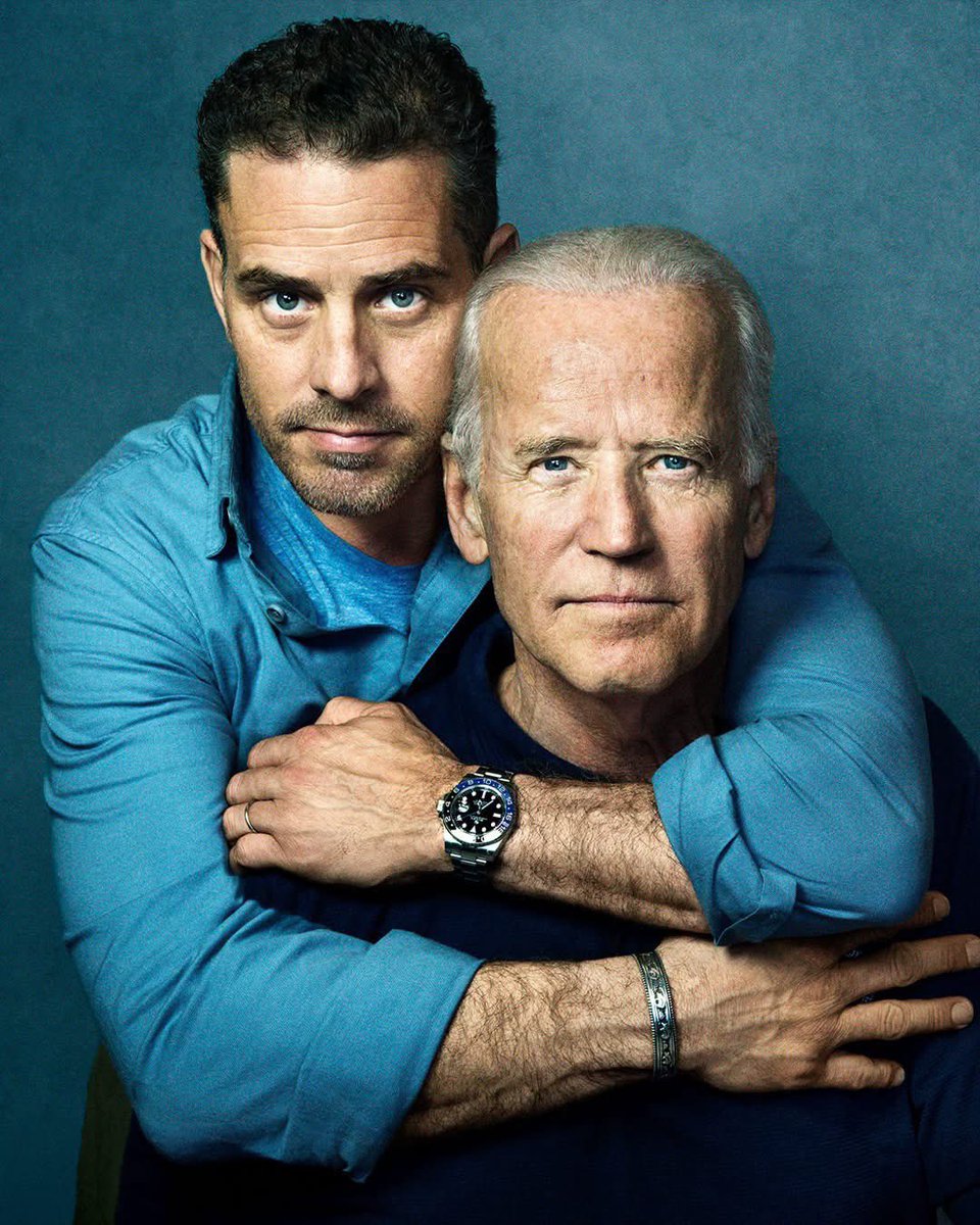AZ_Brittney's tweet photo. Happy Father’s Day! 

I just love these two! 💙💙

Who’s with me? ✋ https://t.co/OuBmDdXzvi