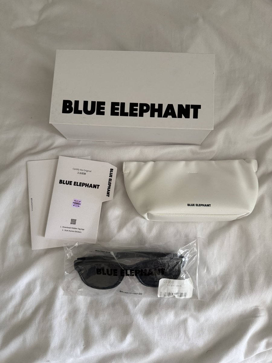 frongsps's tweet photo. ของใหม่ BLUE ELEPHANT HOEN แว่นกันแดด สีดำ

890.- ส่ง kex , flash มีส่งแมส นัดรับ

เพิ่มเติม Ig ushuluv

#แว่นblueelephant #blueelephant #blueelephantthailand #แว่นกันแดด #ส่งต่อblueelephant https://t.co/ScvVAmidtc