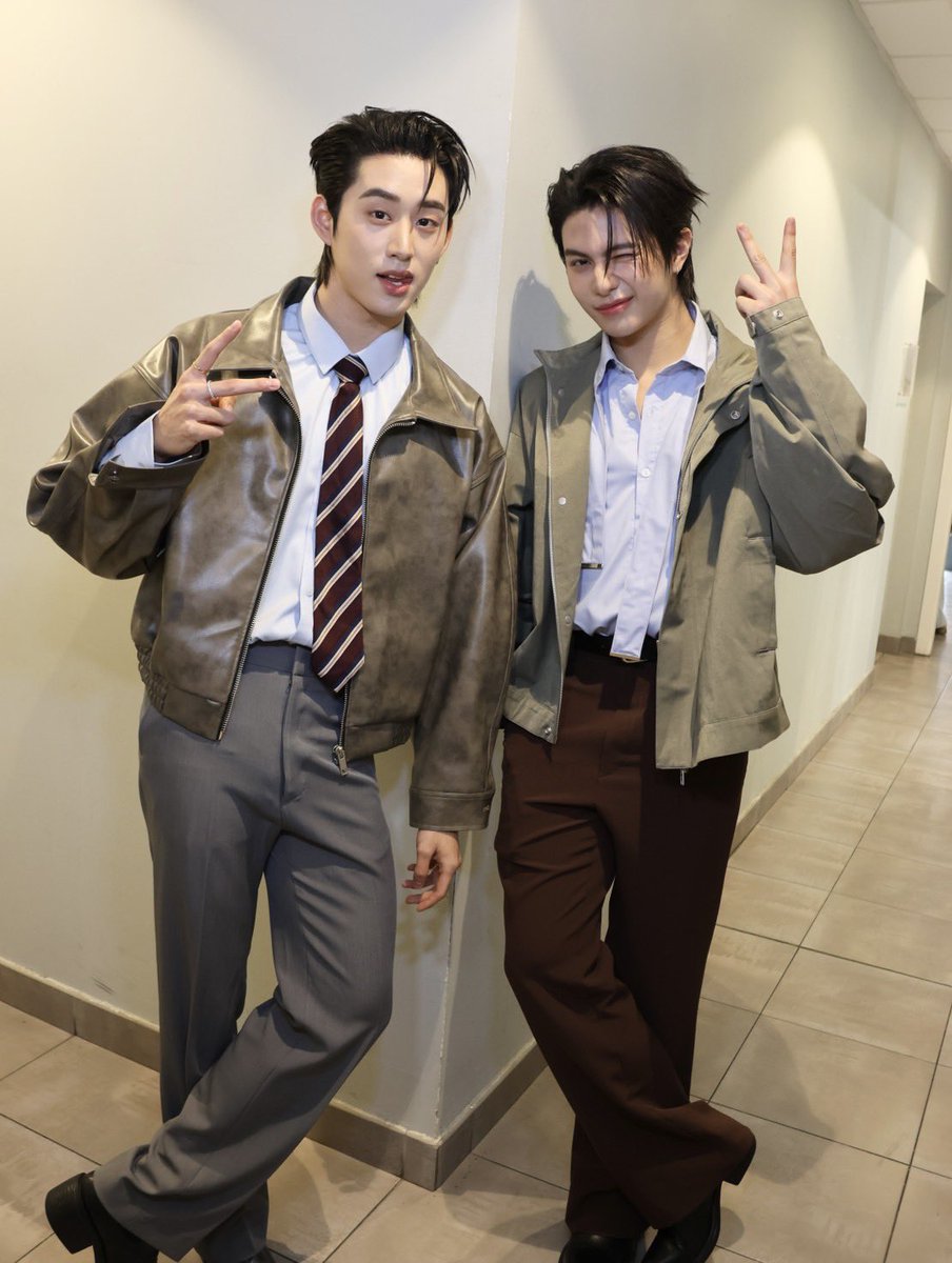 EstFanclubTH's tweet photo. WILLIAMEST MADRID VIBES
#WilliamEstFMinMadrid
#est_rvp #WilliamEst 

ขอขอบคุณงาน "William Est 1st Fan Meeting in Madrid" ที่พาน้องเอสและน้องวิลเลี่ยมมาพบปะแฟนคลับที่มาดริด ประเทศสเปน ได้เล่นเกม มอบความสุขและรอยยิ้มให้ทุกคนในวันนี้นะครับ 🙇🏻🙏🏻

ขอบคุณ #Westie ชาวสเปนทุกคนมาก ๆ นะครับ ที่ให้การต้อนรับน้องทั้งสองคนอย่างดีเสมอมา รวมถึง เวสตี้ทุกคนที่มาให้กำลังใจน้องหน้างานและทีมหน้าจอที่ช่วยกันเล่นแท็กกันตลอดทั้งงาน หวังว่าทุกคนจะได้รับความสุขและรอยยิ้มกลับไปเต็มเปี่ยมนะครับ แล้วเจอกันในมีตต่อไปนะค้าบบ🫶🏻💙 

—————————————-

We would like to extend our heartfelt thanks to the organizers of the “William Est 1st Fan Meeting in Madrid” for bringing Est and William to meet their fans in Madrid, Spain. It was wonderful to see them play games and share so much happiness, laughter, and unforgettable moments with everyone today. 🙇🏻🙏🏻

A huge thank you as well to all the Spanish #Westie fans for always giving the boys such a warm welcome. We would also like to thank every Westie who came to support them at the venue, as well as everyone cheering from behind their screens and helping trend hashtags throughout the event.

We hope everyone had a great time and took home plenty of happy memories and smiles. See you all at the next fan meeting 🫶🏻💙