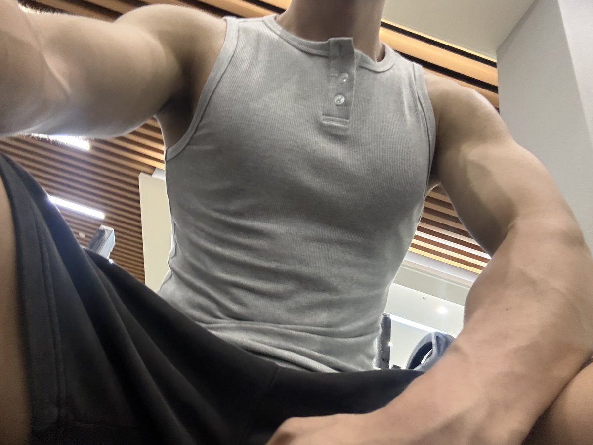 Tom40702889's tweet photo. keep #男妈妈 #健身 #胸肌 https://t.co/Ydv3d44bXr