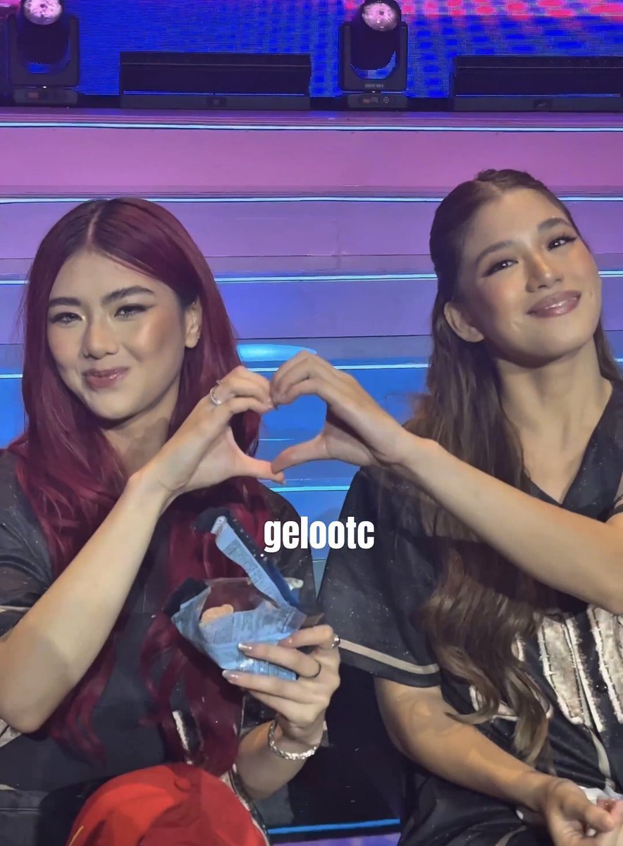iahsgf's tweet photo. OMFG NABUO NA ANG HEART NG MIKHAIAH 😭 https://t.co/gPzCPiqSXT