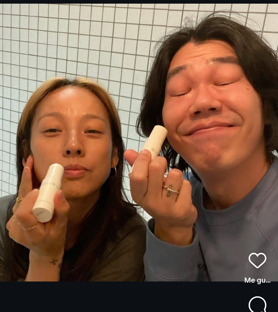 mibumi_02gg's tweet photo. @kiwoomhero_es Al parecer Hyori estuvo bronceada toda la vida porque ella al igual que cualquier coreano jamás podría ser morena https://t.co/cgCpg1QU98