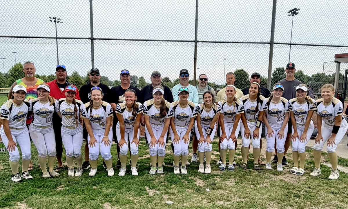 GoldPeoria's tweet photo. Started Father’s Day off victoriously 12-3 with 🔥 bats!!! 
Up next:
🥎 Mac n Seitz Gold Ellsworth
⏰ 1:15pm
💎 E2 https://t.co/V90u0lyODd