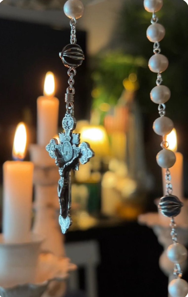 Faithful2Pray's tweet photo. If you are seeing this, I will be going to Church in a few hours and praying a Rosary.  I will also lift up all your needs, all your intentions at Mass. 
If you’d like special pray, please comment below🙏🏻 https://t.co/xVRUXQsUOD