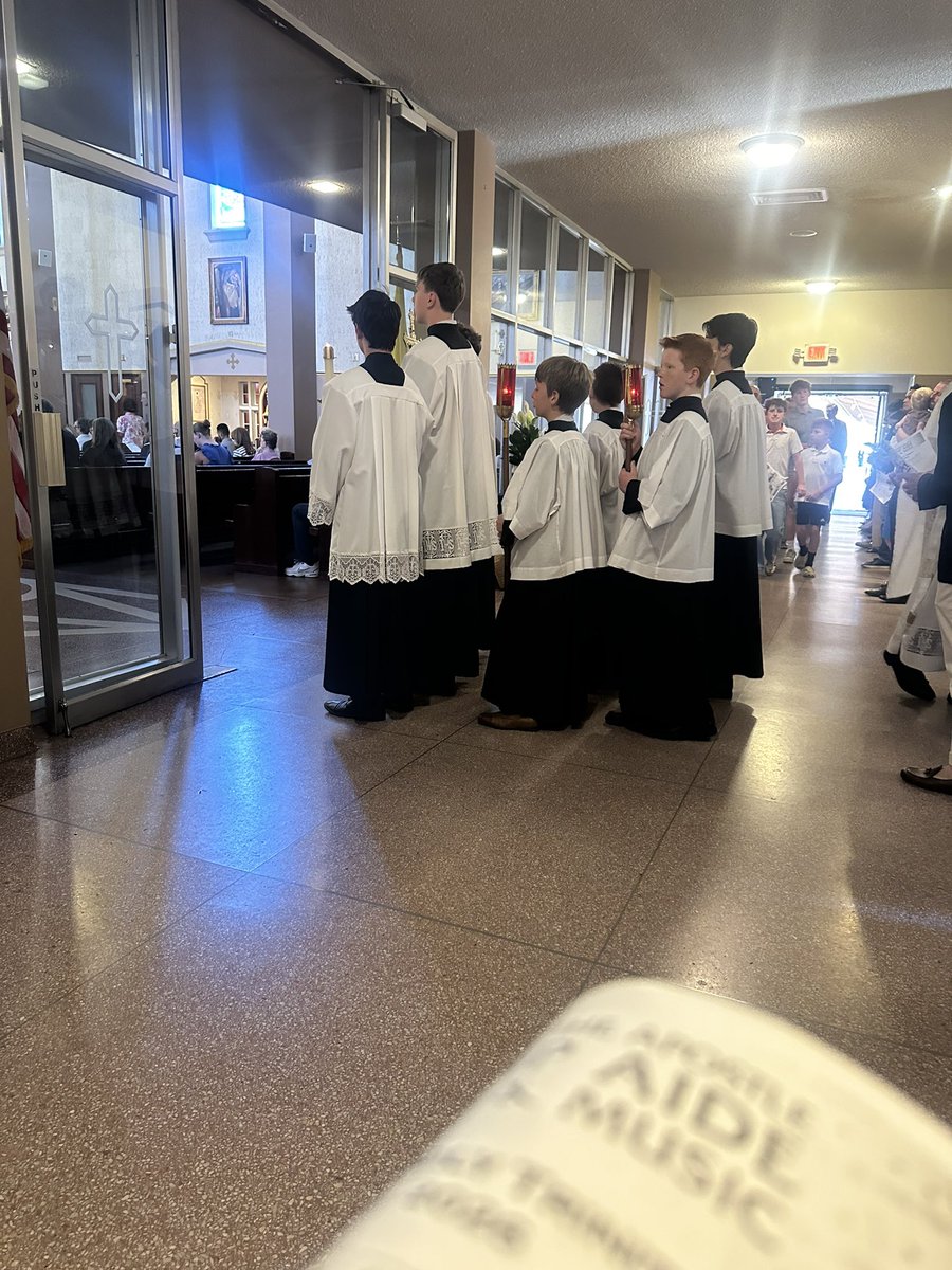 Nance726's tweet photo. 8 alter boys,
No alter girls.
We are so back. https://t.co/w7Tn30Z2JZ