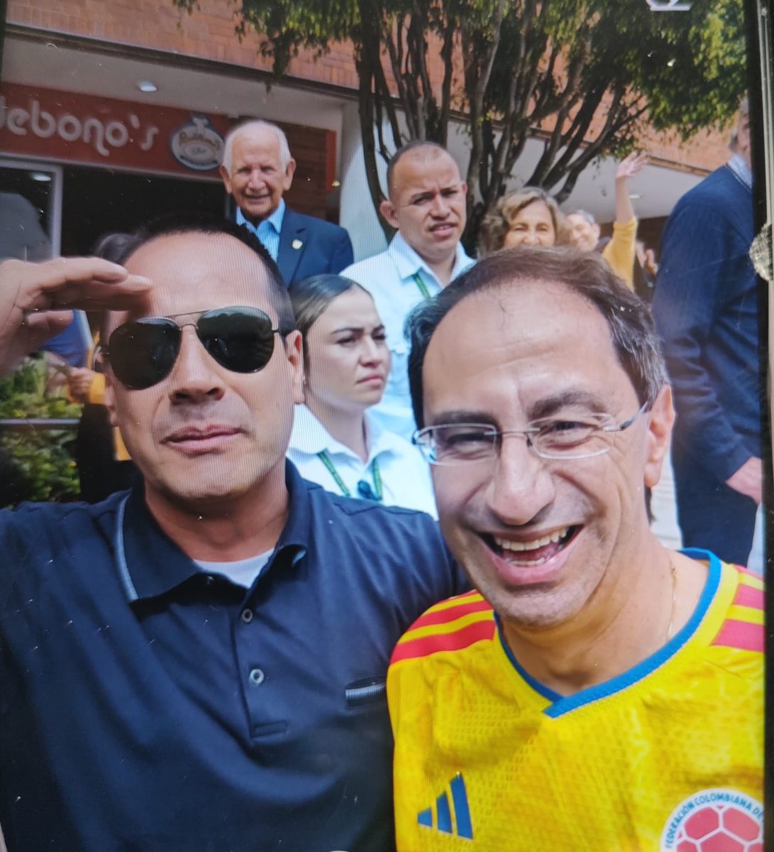 dan_murt's tweet photo. Firme por la Patria https://t.co/W7fcsyyZEV