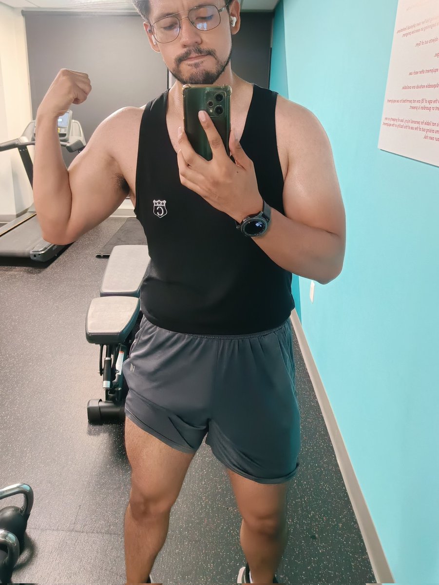 Andres_cradle's tweet photo. Workouts 🏋🏽‍♂️ quieres jugar
.
.
#workout #chundai #sexy https://t.co/vOihkDYsGR