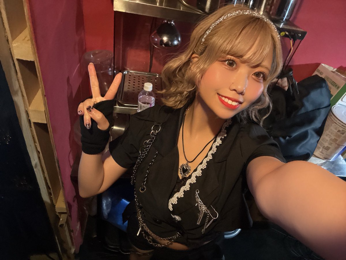 Momo (@poipale_momo) / Posts / X