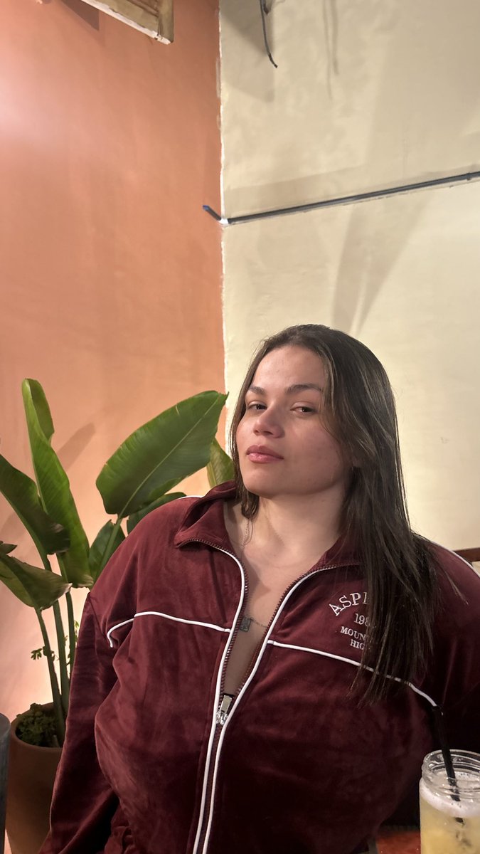 duuarj's tweet photo. como é bom te namorar, gata ❤️ https://t.co/ta9rleJDhz