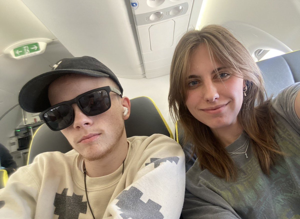 AllAspenn's tweet photo. IM SO EXCITED FOR VIDCON 🥹🥹 https://t.co/A8RB1bST9n