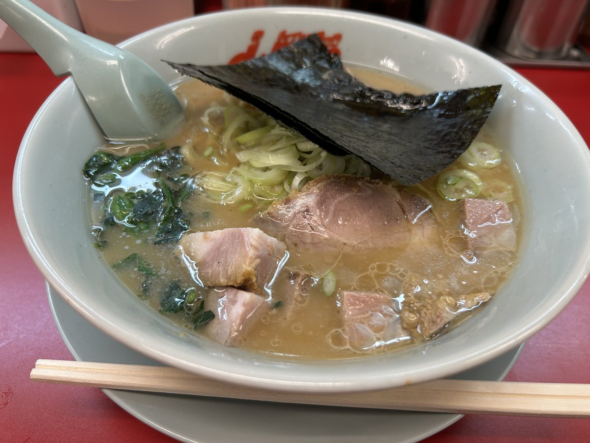 よしてい tweet media