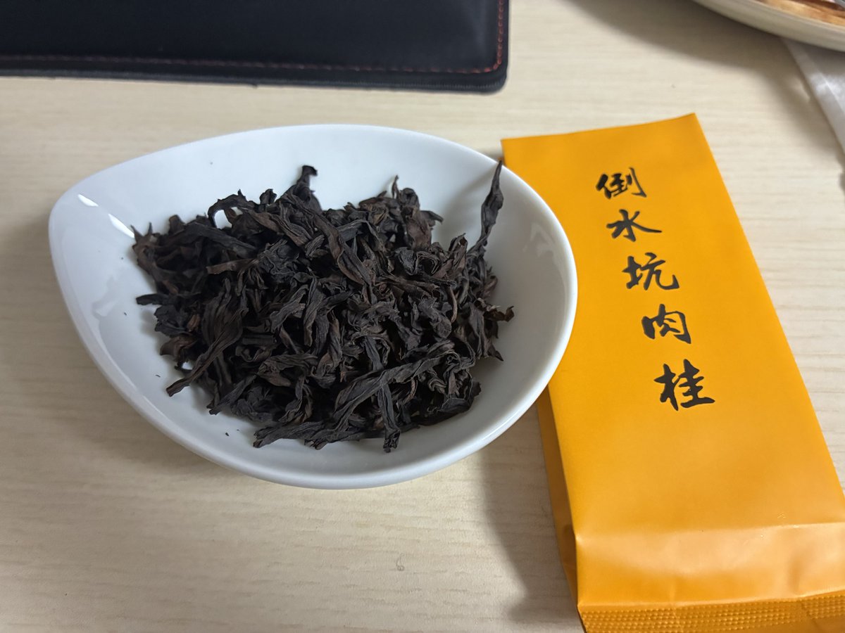 offtooon_tea's tweet photo. 青蛾茶房さんの倒水坑肉桂
うめぇぇ🫠
ランニング後の身体に染み渡る～ https://t.co/UPugsqlfmZ