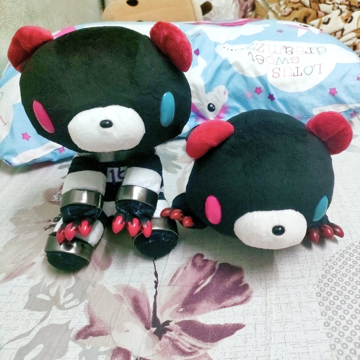 BAKIBARU's tweet photo. ต้องเป็นช่วงเวลาด้วยส่วนหนึ่ง
เขาขายกันเป็นพัน ฉันได้ 2 ตัว 900 มั้งรวมกัน https://t.co/wEJOk3xDCO