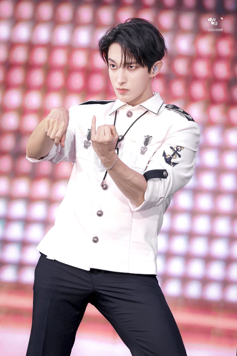 dwkg0218's tweet photo. 260621

#도겸 #이석민 
#ドギョム #DOKYEOM 
#세븐틴 #SEVENTEEN https://t.co/gn55XFwmPZ