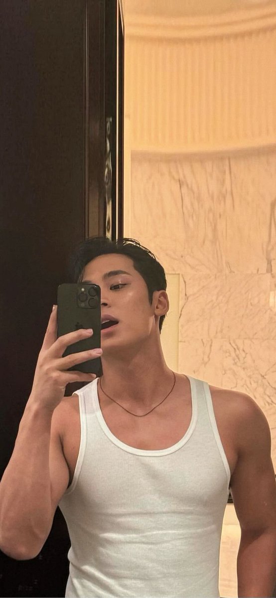 esisipeony's tweet photo. Minwon Oneshoot AU

Resiko jadi tukang Cilok langganan anak kuliahan.

⚠️🔞
Genswitch-ww!
Dirtyt4lk. https://t.co/RIMdiEMjEn