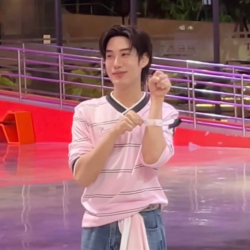 _mehaffirstyou's tweet photo. ร้องเรียกเหมียว ๆ เดี๋ยวก็มา😸♥️🤲🏻 https://t.co/NJFkIbP0Mk