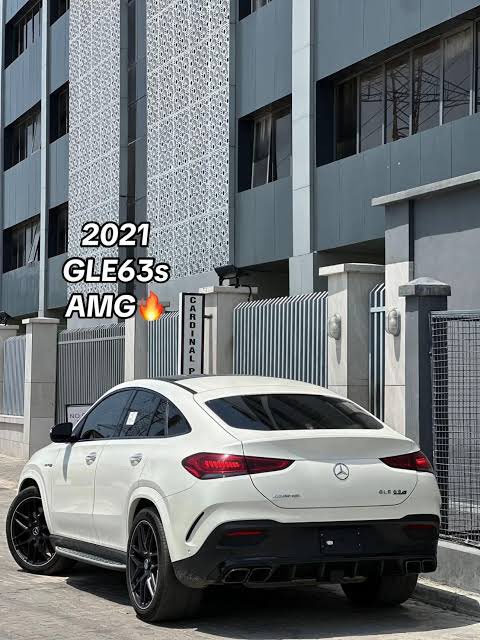 useless_alpha's tweet photo. Am getting this RIDE b4 2028 I don’t know how but I know trading will pay the bills. 
Staying Locked in 🔏 https://t.co/xwBSah92kS