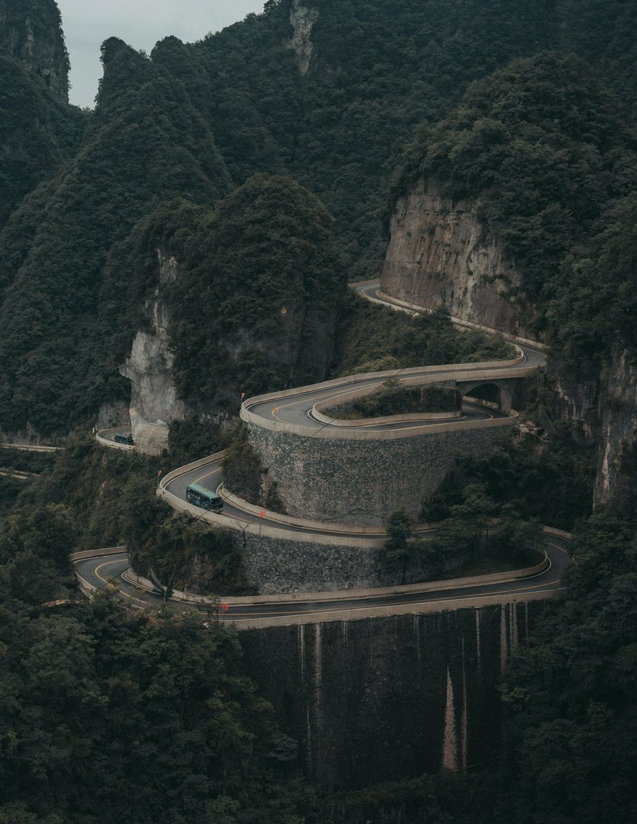 riki_shinagawa's tweet photo. Nature in China https://t.co/3QSKqyT61K