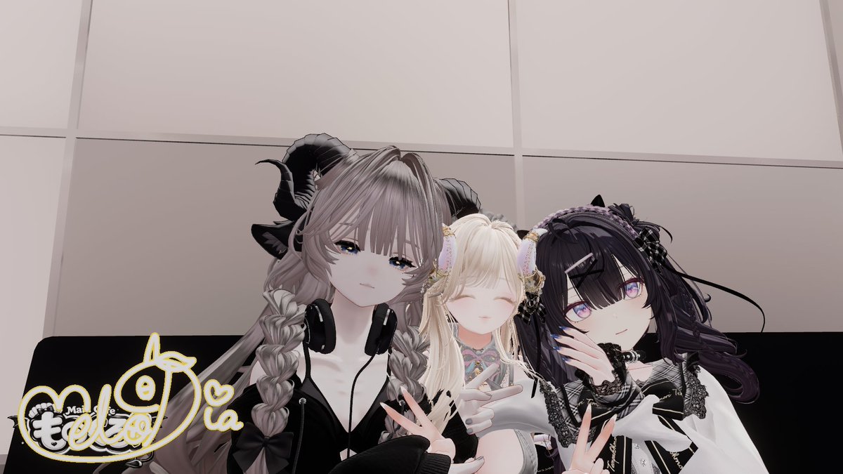 Nemu___VRC's tweet photo. 20日にリクインに勝利してものくろに帰宅！
今回はフレンズと一緒に！あまあまが沁みる～
#VRC_ものくろ https://t.co/Iw0TmJPoPX