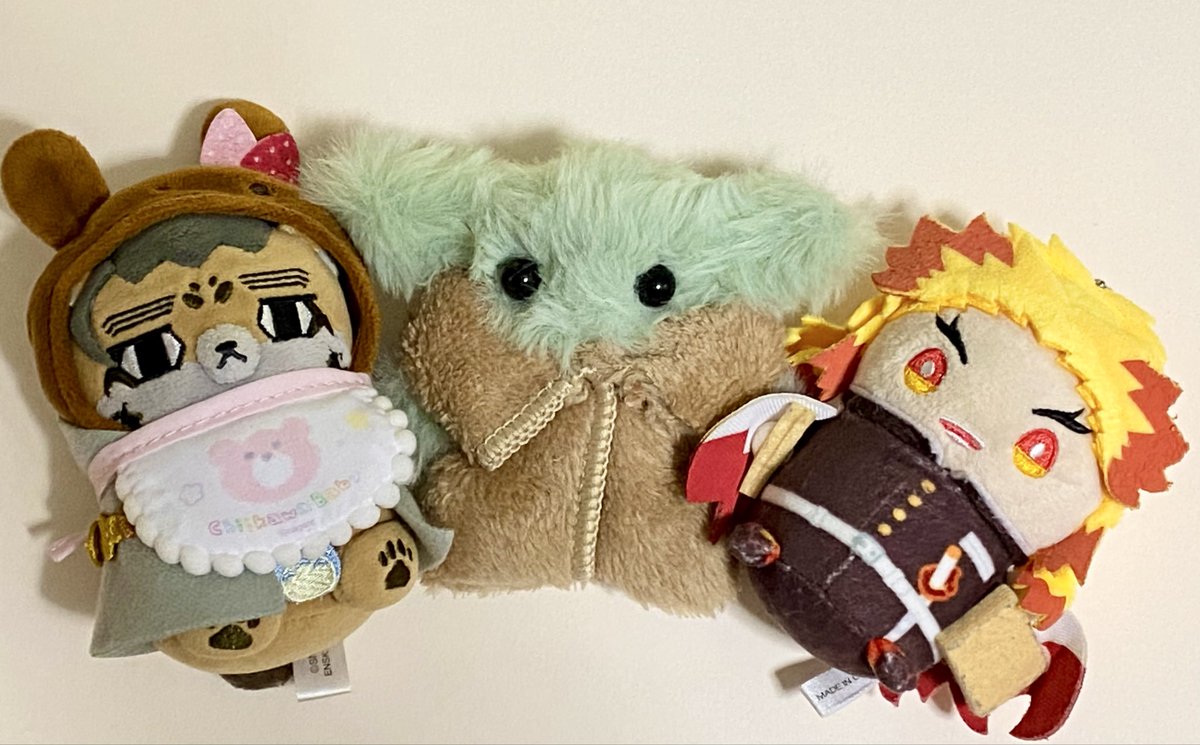 kd1g_i3's tweet photo. 映画見ました🎥
興奮した勢いで100均のモールでモケモケのグーちゃんを作りました。（モール1つで作れたのにどうかしてたので4つも買ってしまった…）
ボールペンのパパ小さいのに細かいところまで丁寧に作られていて嬉しい☺️◎ https://t.co/8G2gClqD9e