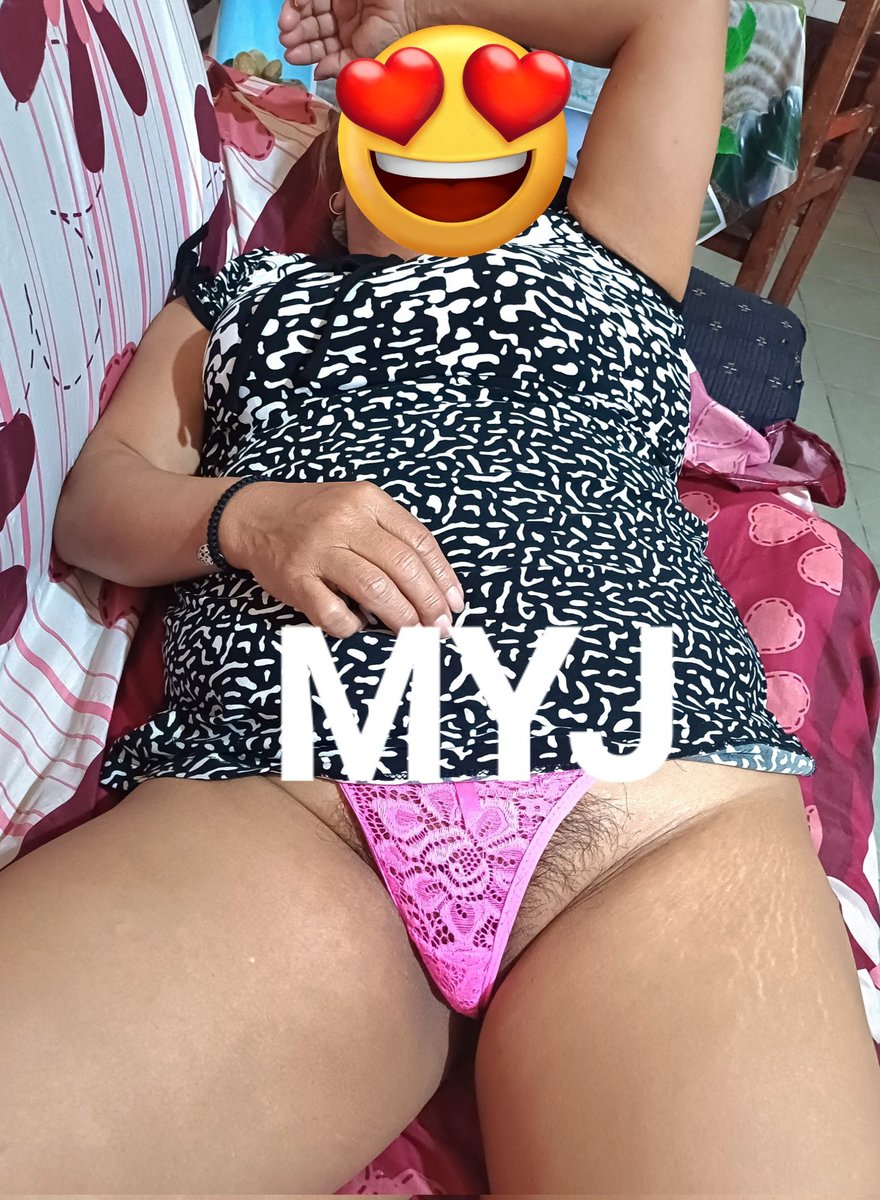 MaravillaM7308's tweet photo. Asi mi linda esposita en casa esperándome https://t.co/Ygj4yHhQ1r
