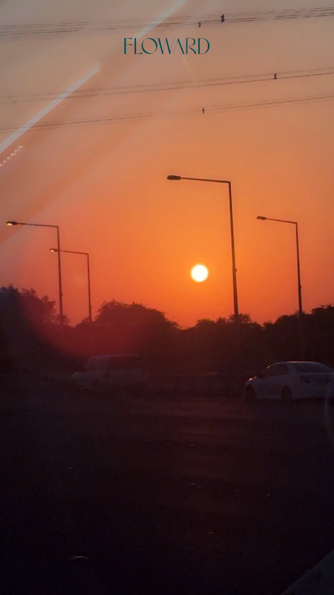 Saraku85's tweet photo. اللهم اجعل كل همٍ اشغل بالي يرحل مع #غروب_شمس هذا اليوم 

#تصويري
#الكويت_الآن https://t.co/MLwvO19HYv
