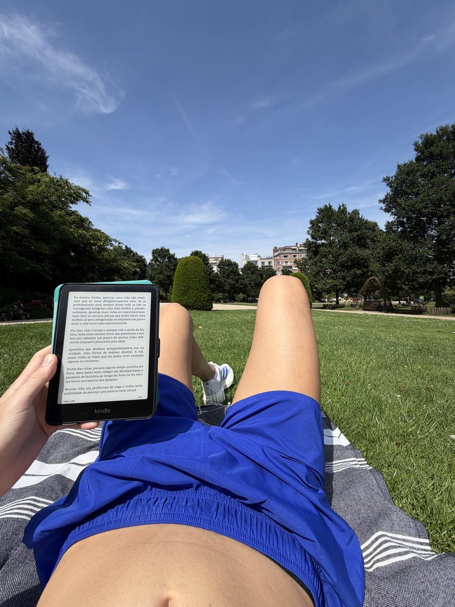 gugawj's tweet photo. Day at park https://t.co/LcPLSHUxkx