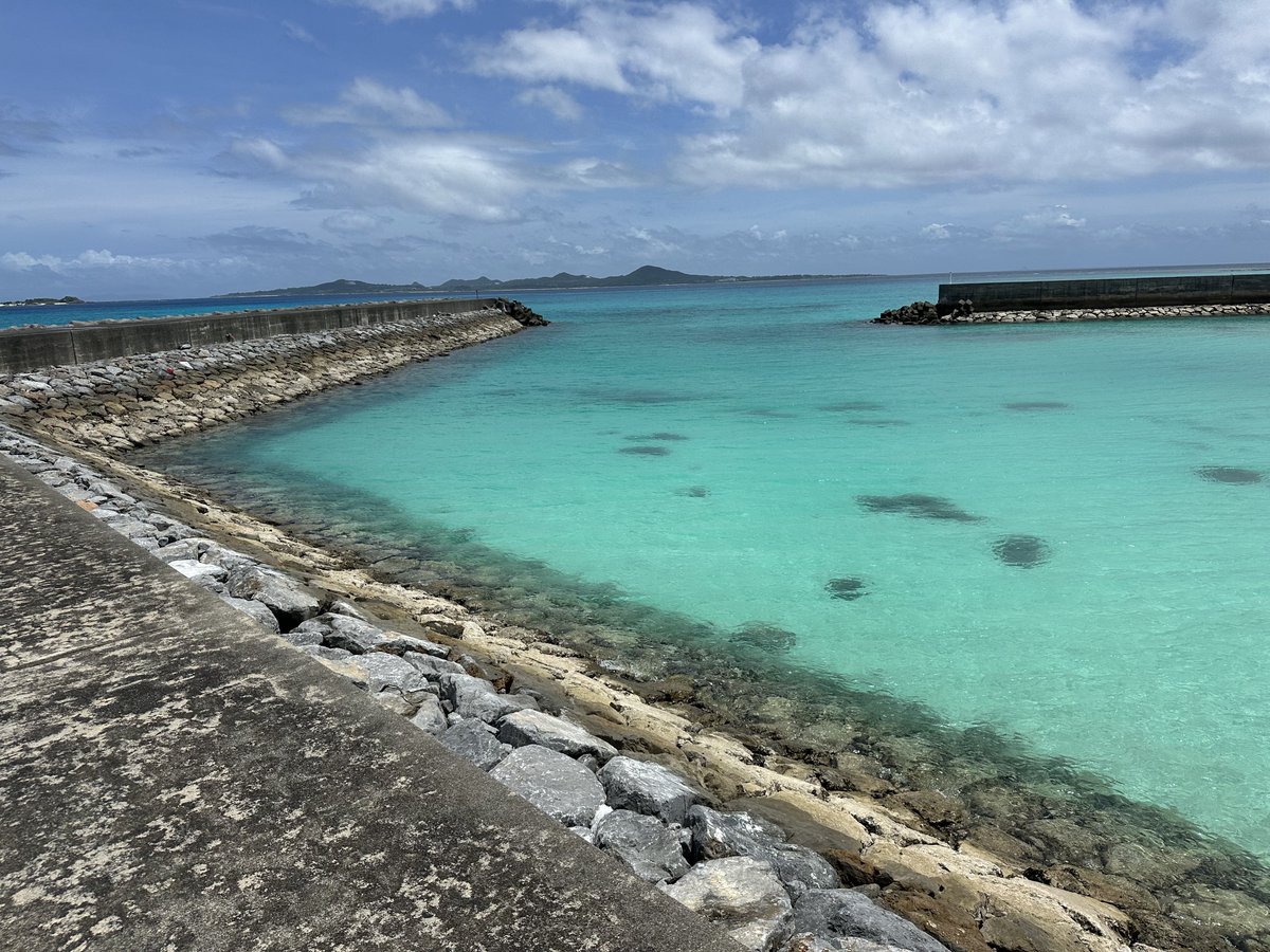 bisuko9339's tweet photo. インスタ見てたら沖縄行きたすぎる🥹🌺

どこのビーチも本気出しててやばい🩵💙

※載せてる写真は去年以前に自分で撮ったやつ🤳🏻 https://t.co/ZfgpL7Ukoj
