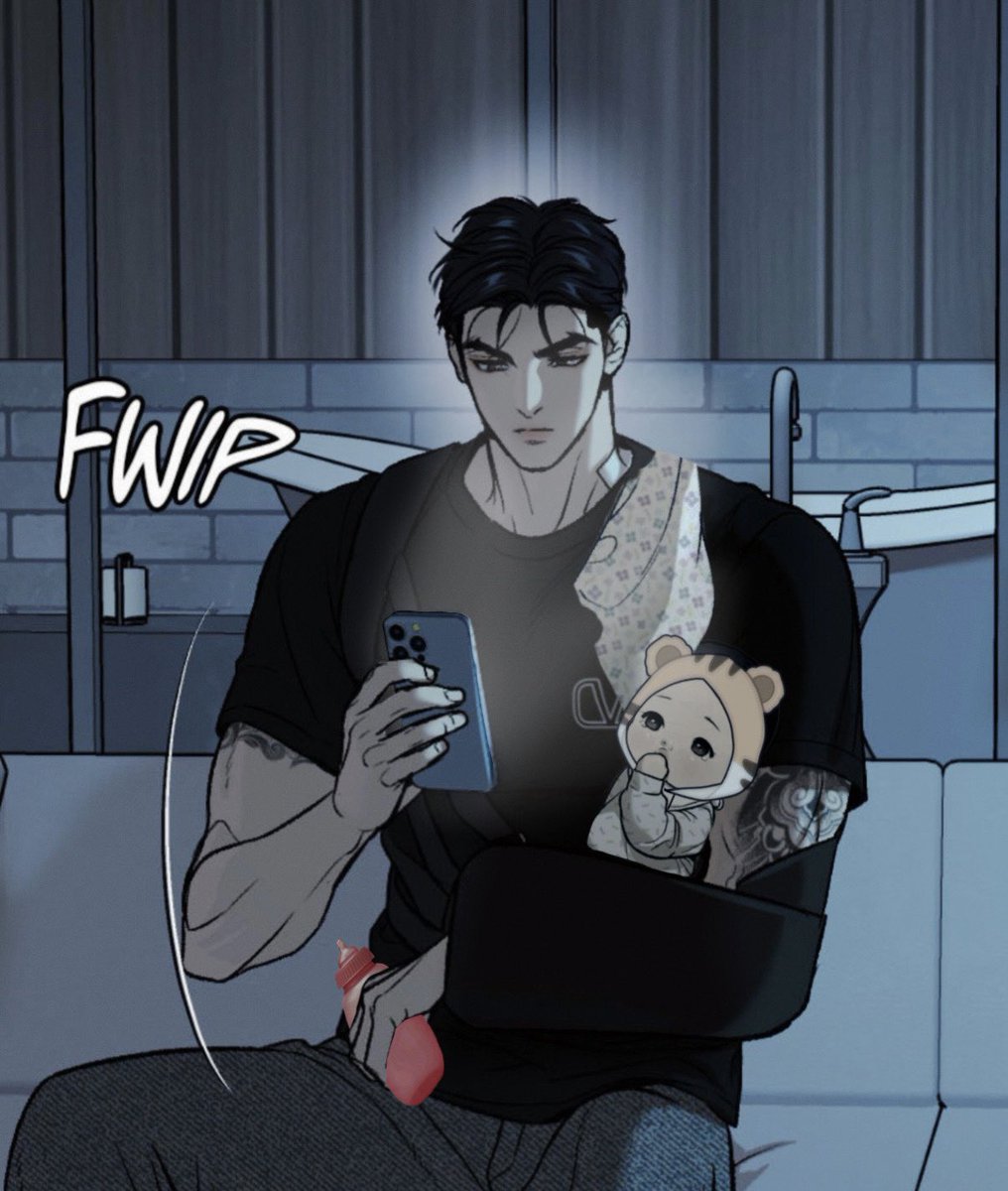 imnot0key's tweet photo. He doesn't like Dan waking up in the middle of the night, so he always takes the night shift with the baby 🥰

Happy Father's Day, Dadkyung!💕💕 https://t.co/RGDwlu88lr