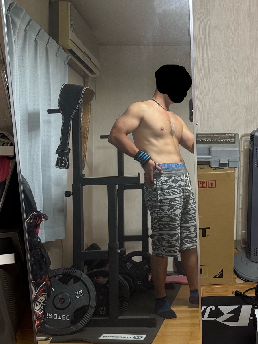 kappon0509's tweet photo. 39歳。

肉体労働
週1~3筋トレ
たまにランニング
年数回の海釣り
大好きなゴルフ⛳️

継続すれば身体はちゃんと応えてくれる

40代も楽しみ https://t.co/wgy8Yo99VQ