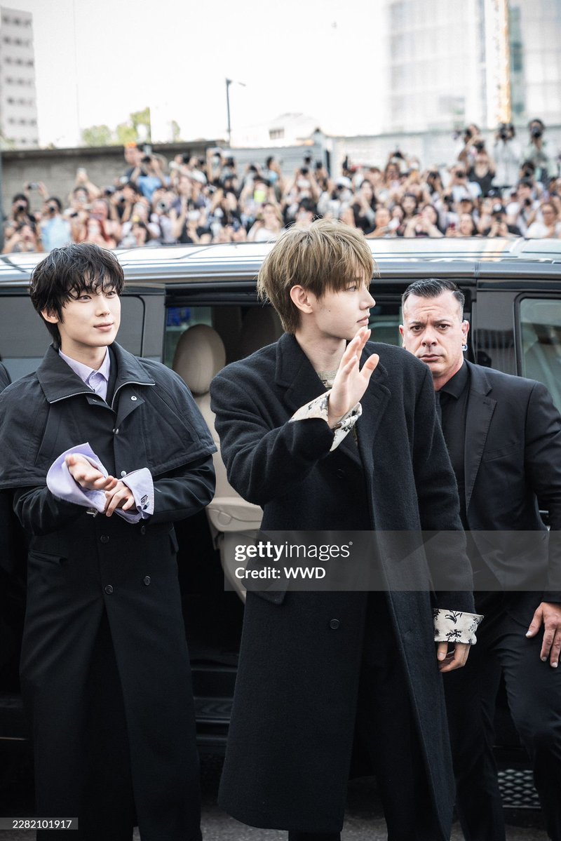 kungyazfilms's tweet photo. sunsun my roman empire ♡ 

#PRADAxENHYPEN #ENHYPENonPradaSS27
@Prada @ENHYPEN https://t.co/HNrrjcWsNL