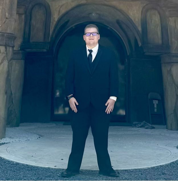 nate_mitchell21's tweet photo. Y’all check out my drip and the beautiful chapel I saw at my bro’s wedding. 🔥❤️🙏

And a happy Father’s Day to all the dude’s out there! 🔥💙 https://t.co/FbienBpFBT
