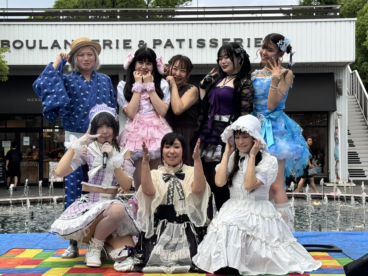 masao_zzzz's tweet photo. 2026.6.21 メカピ

ちょっと前までの天気予報微妙だったけど
雨降らなくてよかった！

強風で前髪を気にするなっちゃんも
デコ出しなっちゃんもかわいい！🧏🏻‍♀️

メカピでのライブが8月で終わっちゃうのさみしい🥲

#羽咲なつみ
#メイカーズピア
#超絶かわいいなっちゃん https://t.co/Uk7xt0eJOo