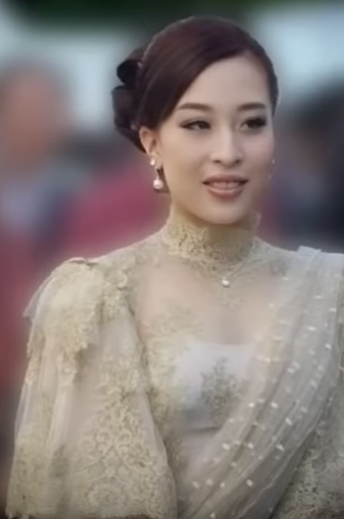 HupzdNM9qWxEwUq's tweet photo. ธ สถิตในดวงใจ ตราบนิจนิรันดร์ ขอน้อมส่งพระองค์เสด็จสู่สวรรค์คาลัย https://t.co/3lU2aRyzM4