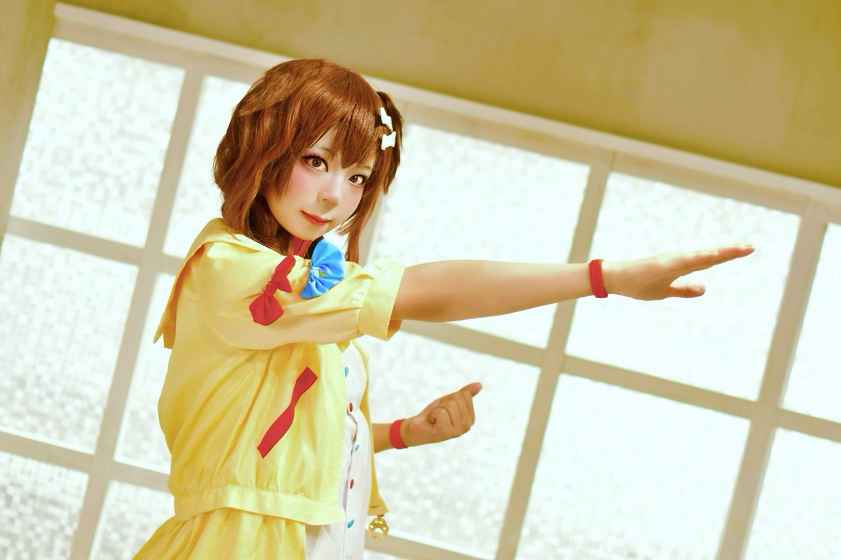 KonaKona_kosp0's tweet photo. 【コスプレ/Cosplay】

ぉぁょ～！ゆびゆび～
ころさん可愛いよね？

#vtubercosplay
#できたてころね 🥐 https://t.co/XoCHlz2PQF
